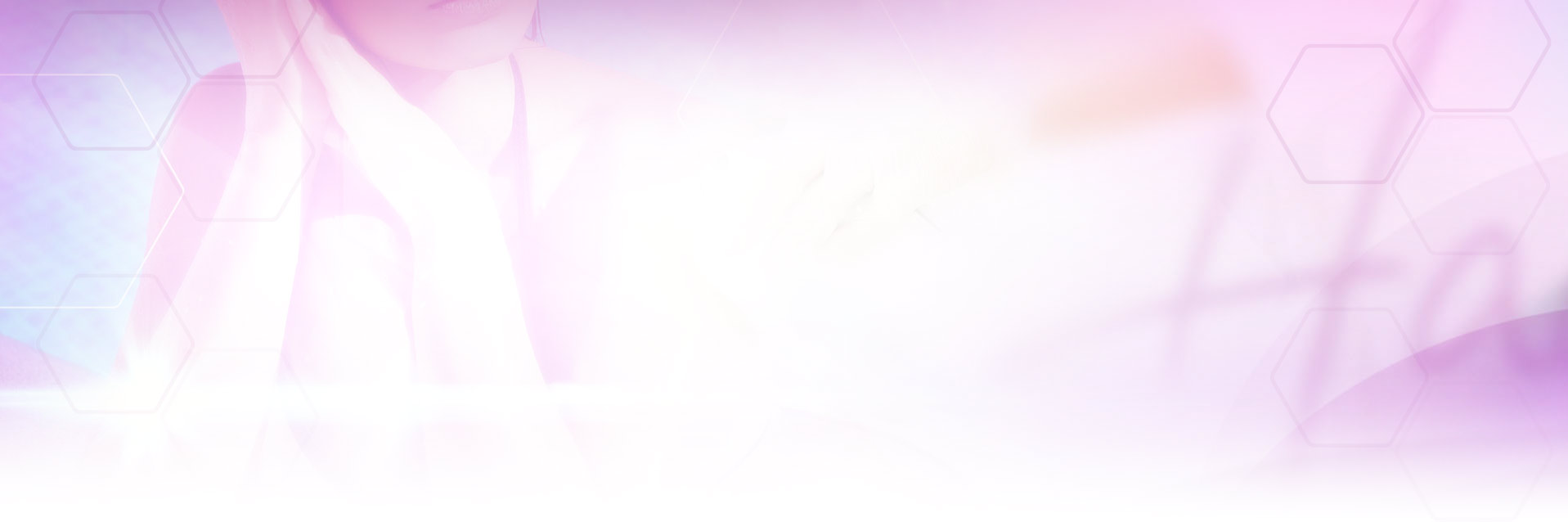 blasser Banner Hintergrund Frau am Pool